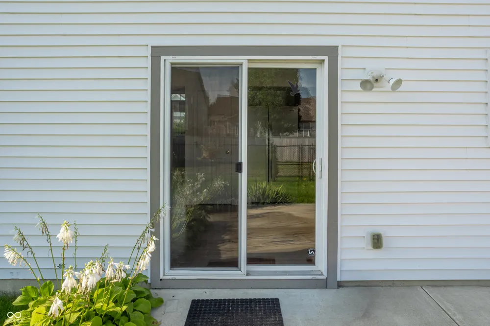 1050 Wendover Avenue Westfield, IN 46074