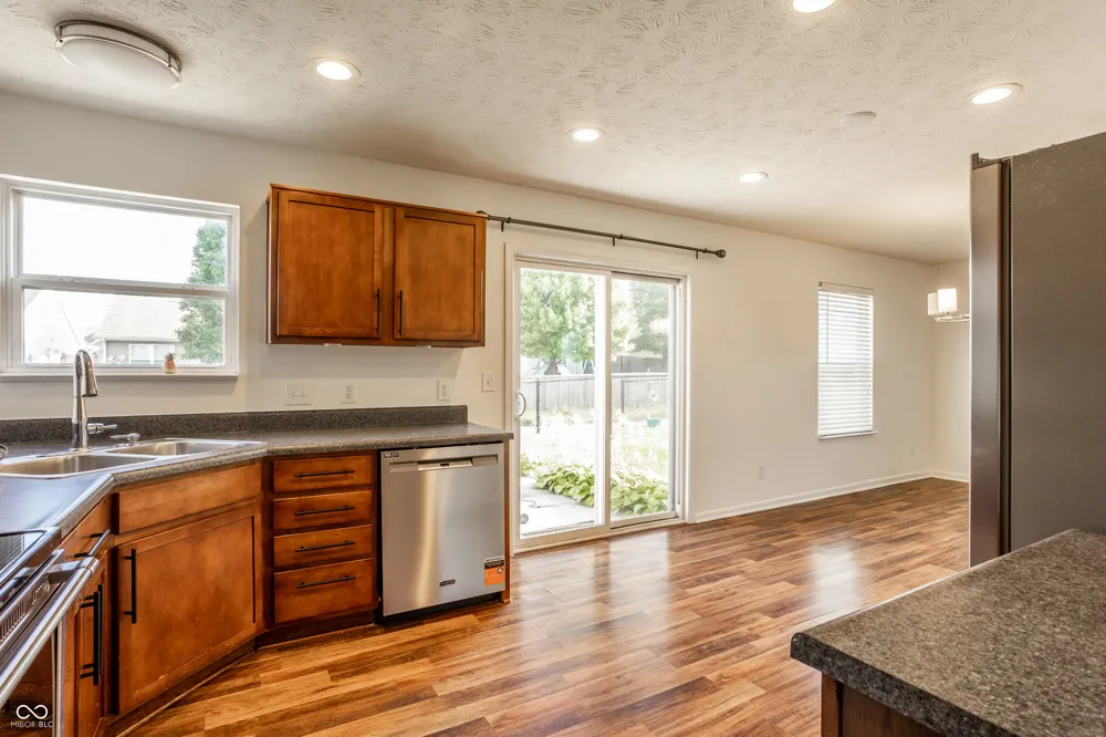 1050 Wendover Avenue Westfield, IN 46074