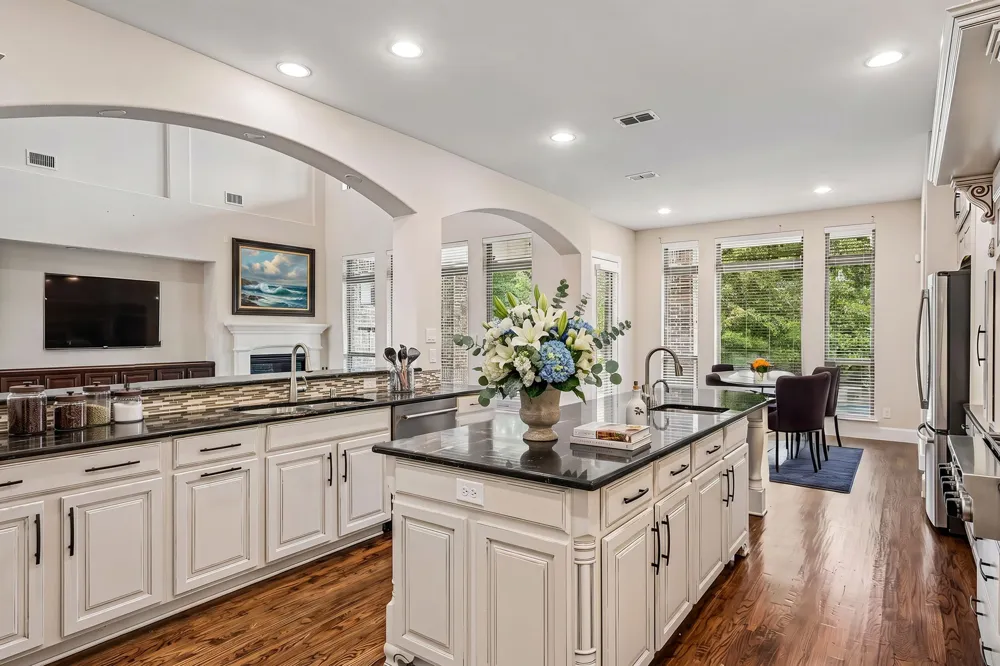 204 Saint Tropez Drive Southlake, TX 76092