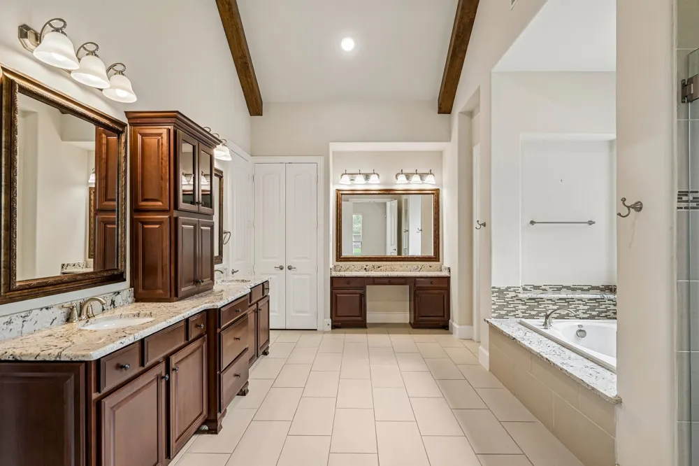 204 Saint Tropez Drive Southlake, TX 76092