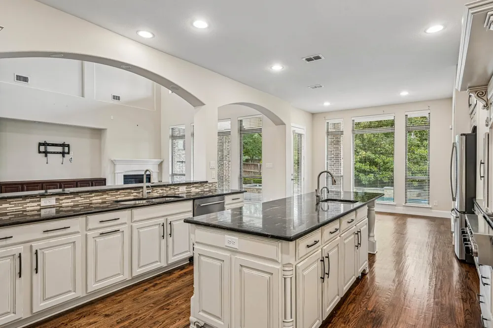 204 Saint Tropez Drive Southlake, TX 76092