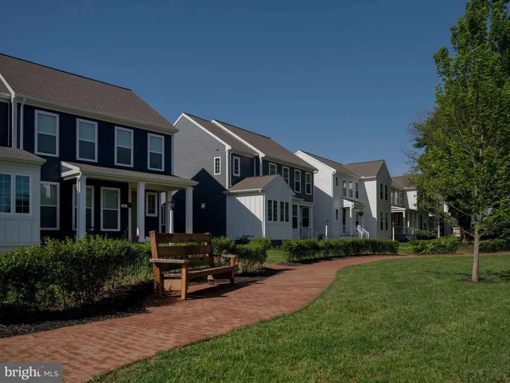 24 ANN STREET Carlisle, PA 17015