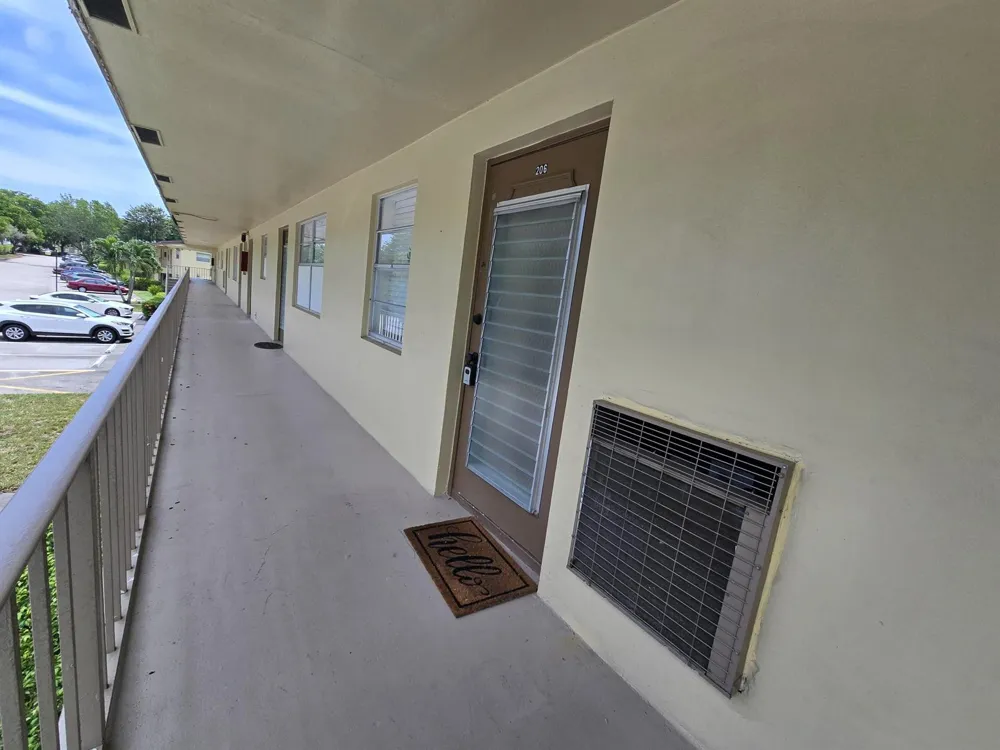 7310 NW 1ST STREET NW #206 Margate, FL 33063