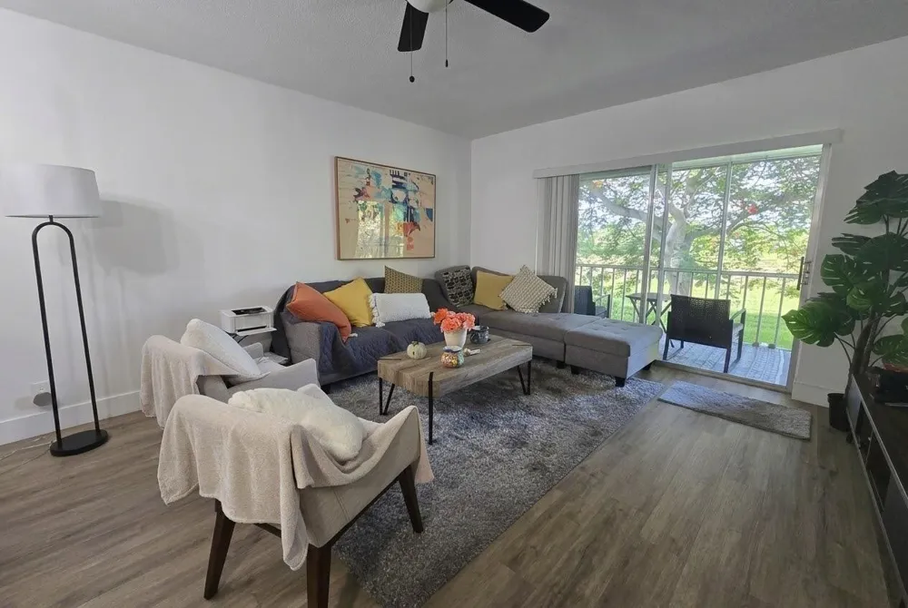 7310 NW 1ST STREET NW #206 Margate, FL 33063