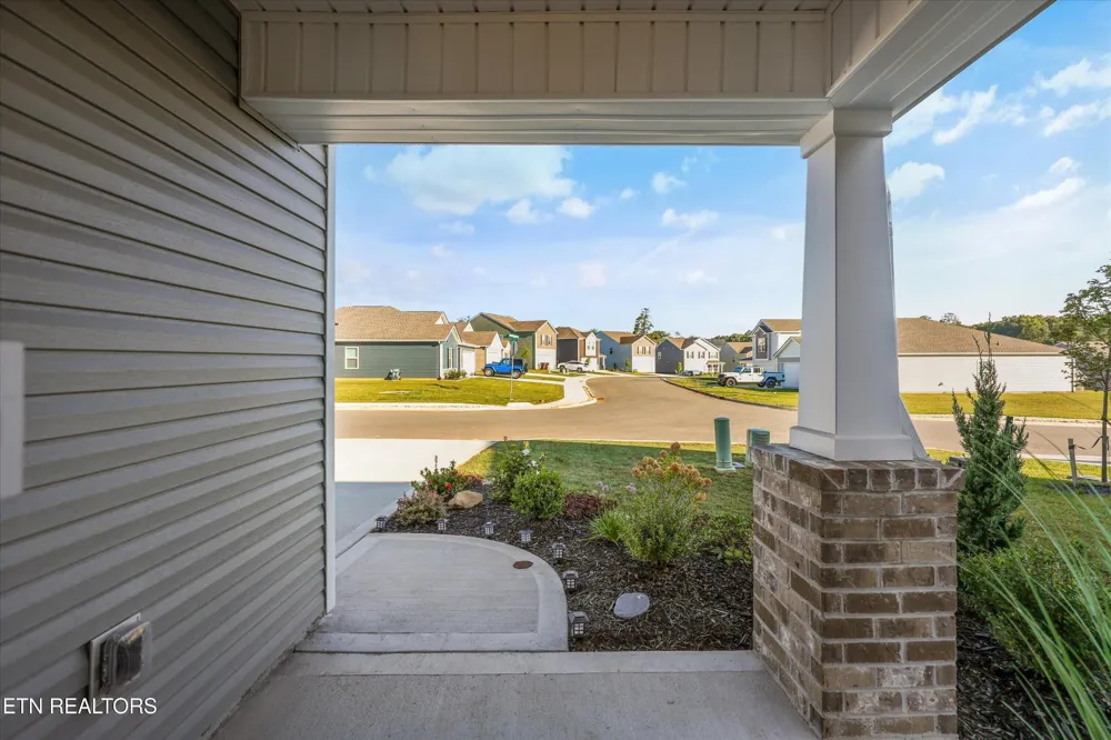 7720 Belhaven Lane Knoxville, TN 37918