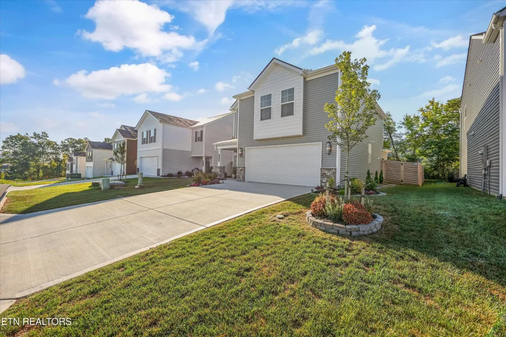 7720 Belhaven Lane Knoxville, TN 37918