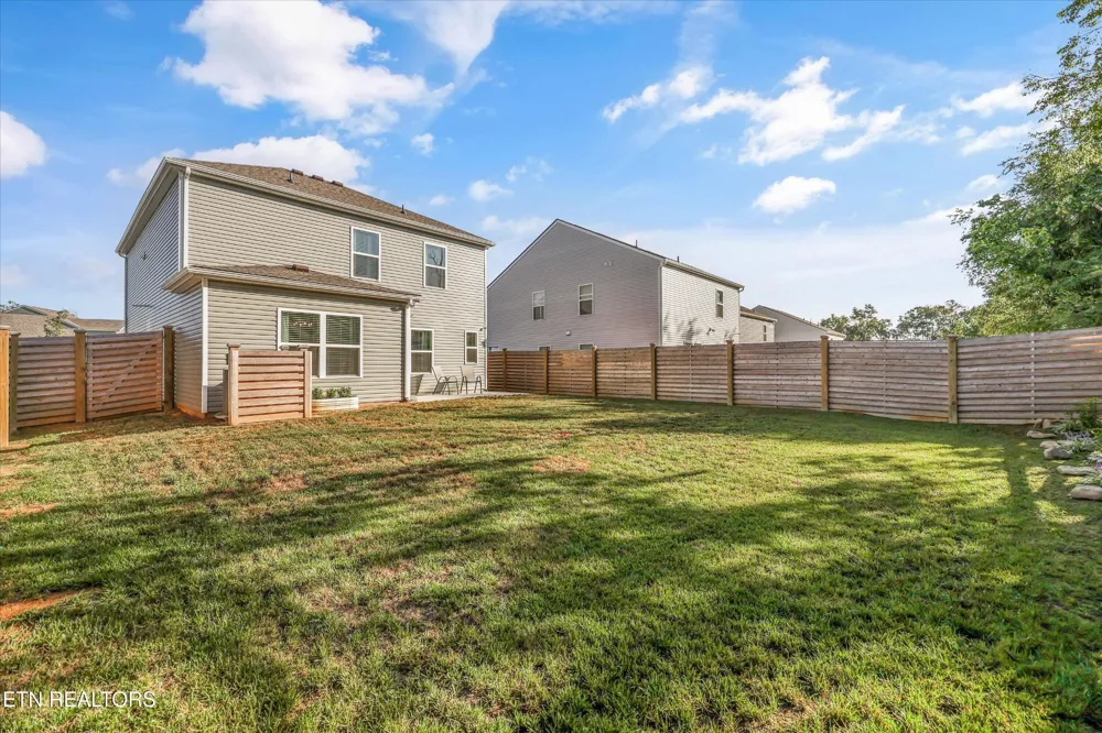 7720 Belhaven Lane Knoxville, TN 37918