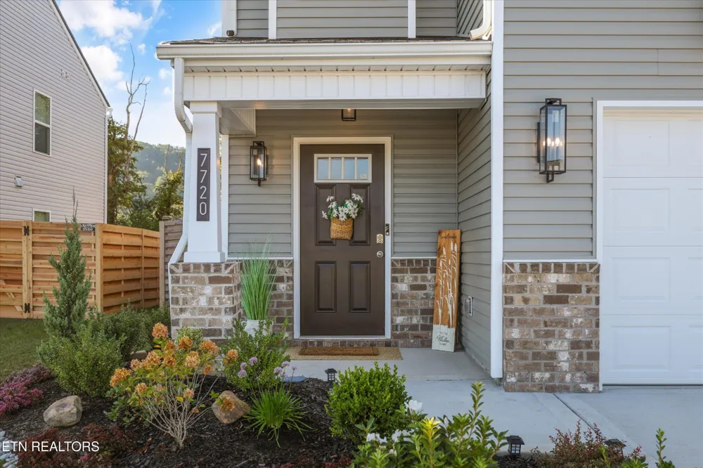 7720 Belhaven Lane Knoxville, TN 37918