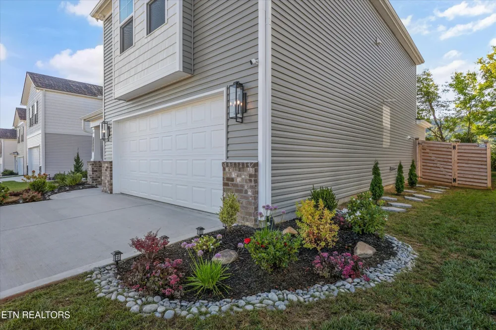 7720 Belhaven Lane Knoxville, TN 37918