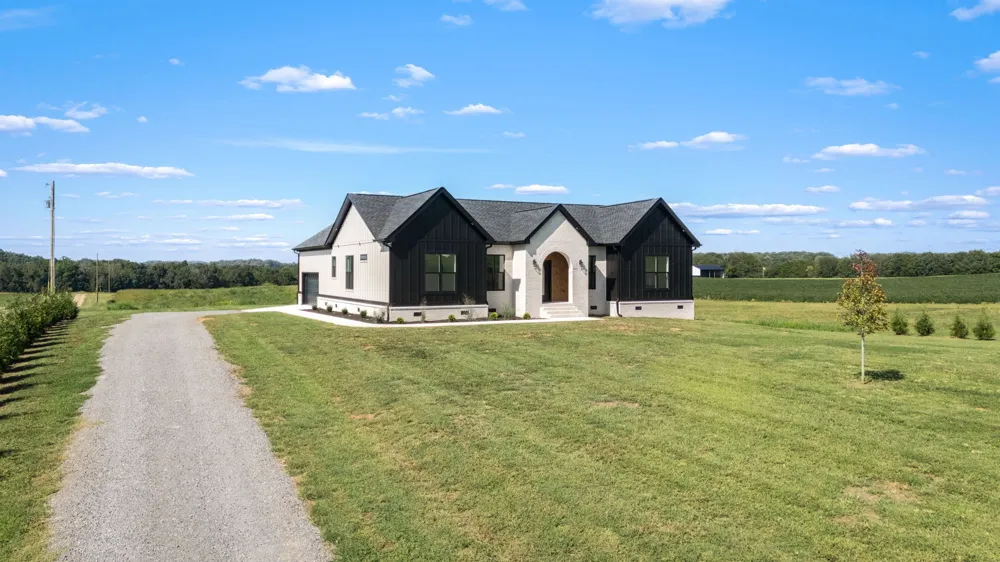 6954 Shelbyville Rd Morrison, TN 37357