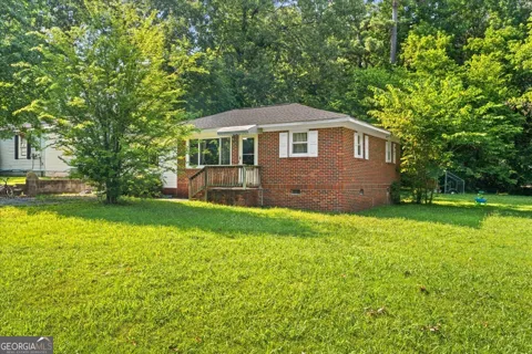 179 N Whitfield DR NE