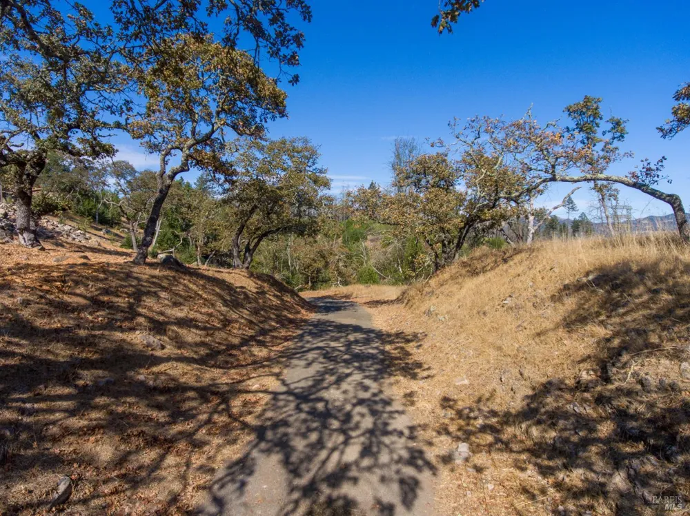 2733 Bennett Ridge Road Santa Rosa, CA 95404