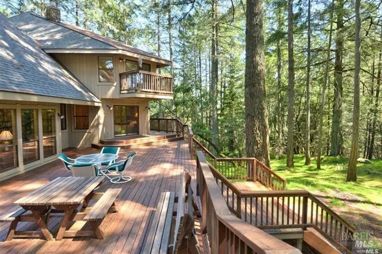 2733 Bennett Ridge Road Santa Rosa, CA 95404