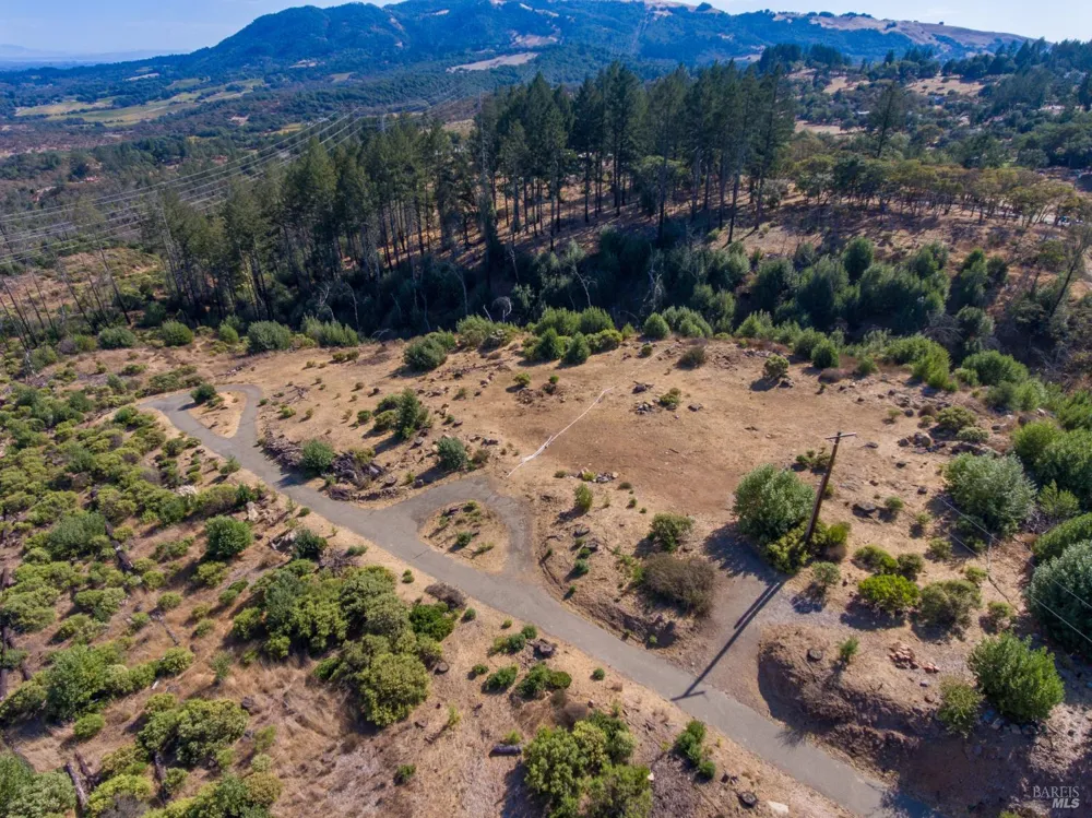 2733 Bennett Ridge Road Santa Rosa, CA 95404