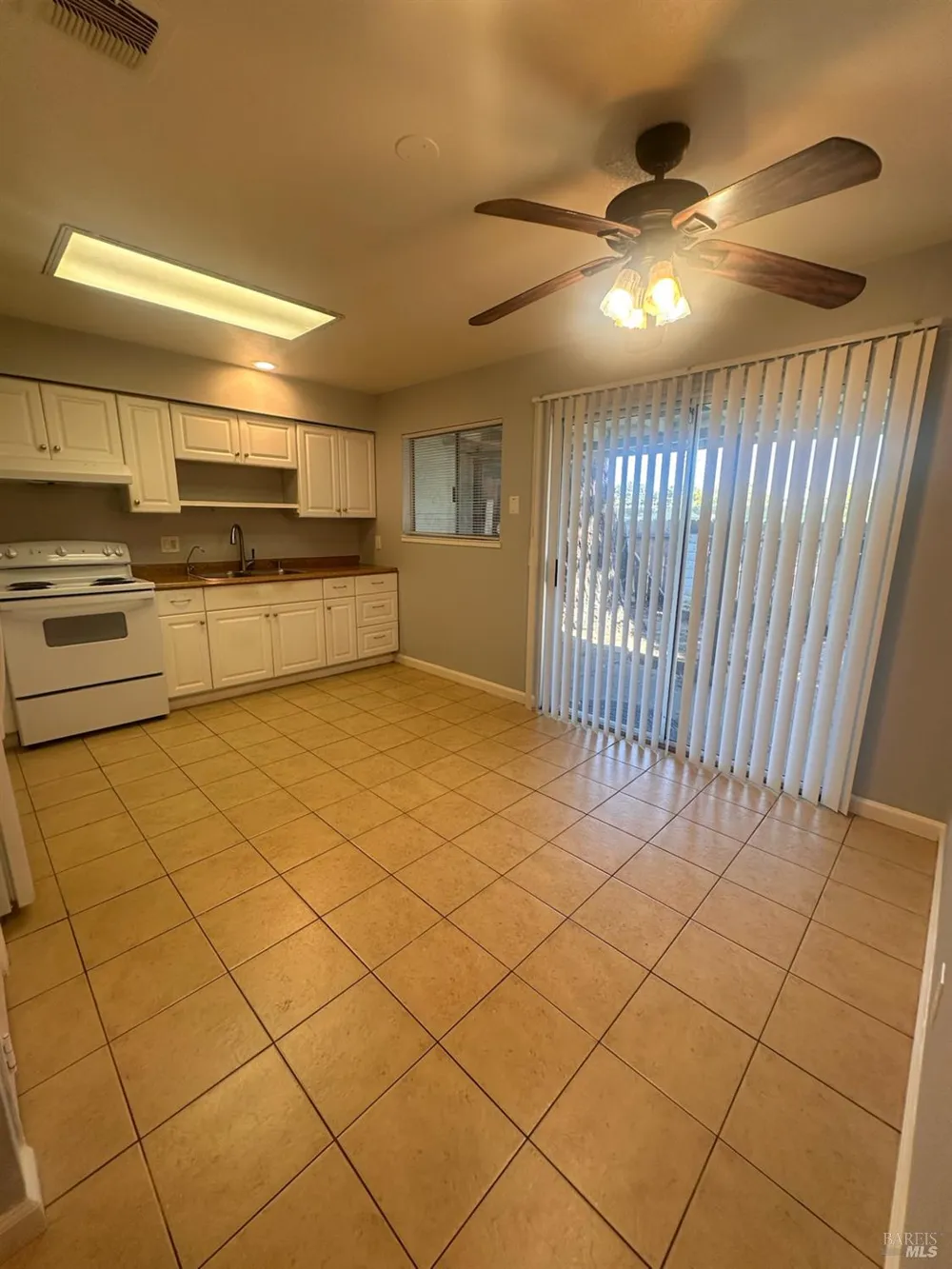 420 Marshall Road ##B Vacaville, CA 95688