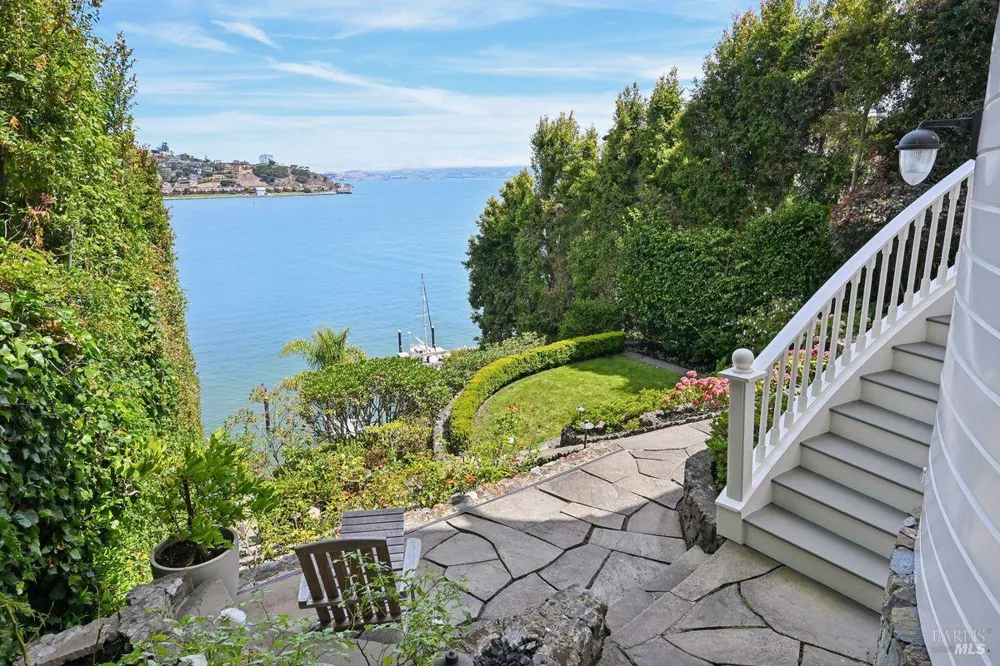 276 Beach Road Belvedere, CA 94920