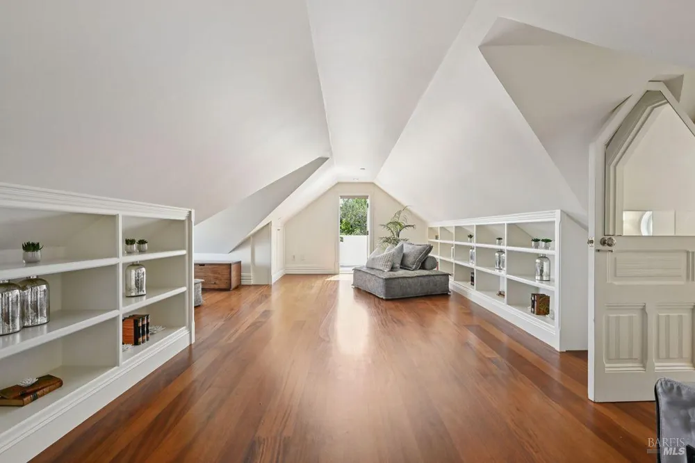276 Beach Road Belvedere, CA 94920