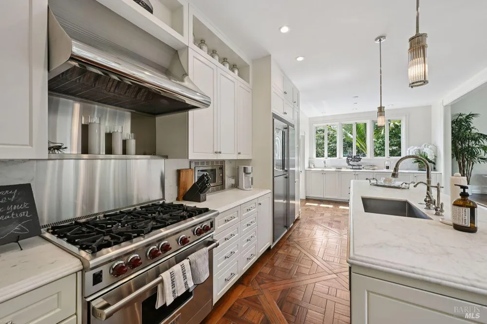 276 Beach Road Belvedere, CA 94920