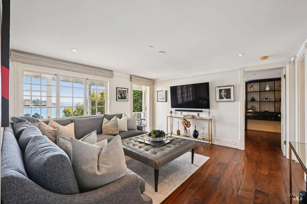 276 Beach Road Belvedere, CA 94920