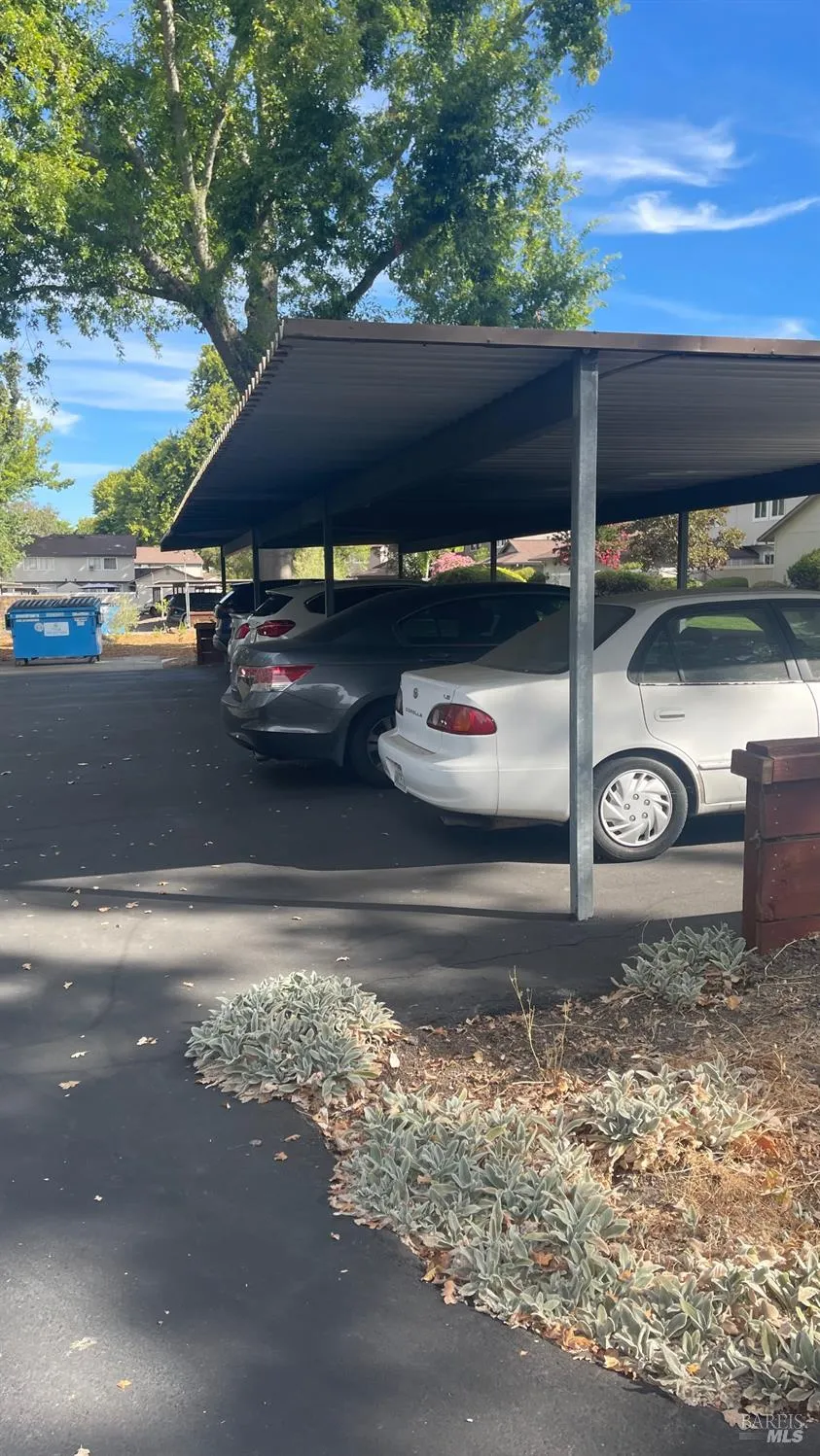 5048 Charmian Drive Santa Rosa, CA 95409