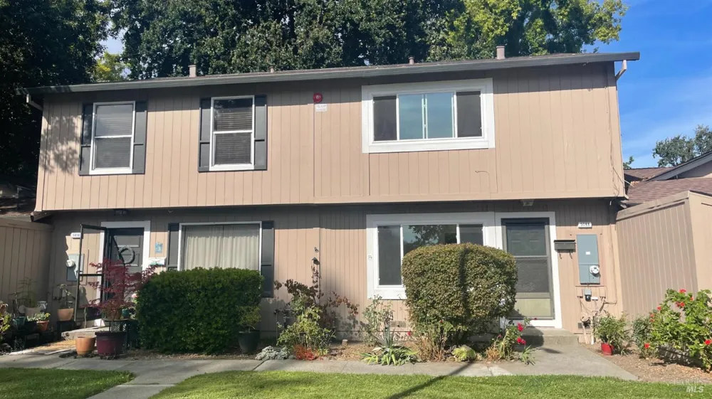 5048 Charmian Drive Santa Rosa, CA 95409