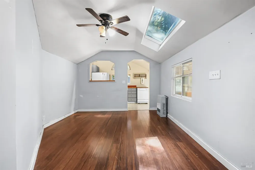 15320 Canyon 3 Road Rio Nido, CA 95471