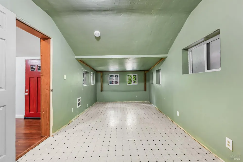15320 Canyon 3 Road Rio Nido, CA 95471