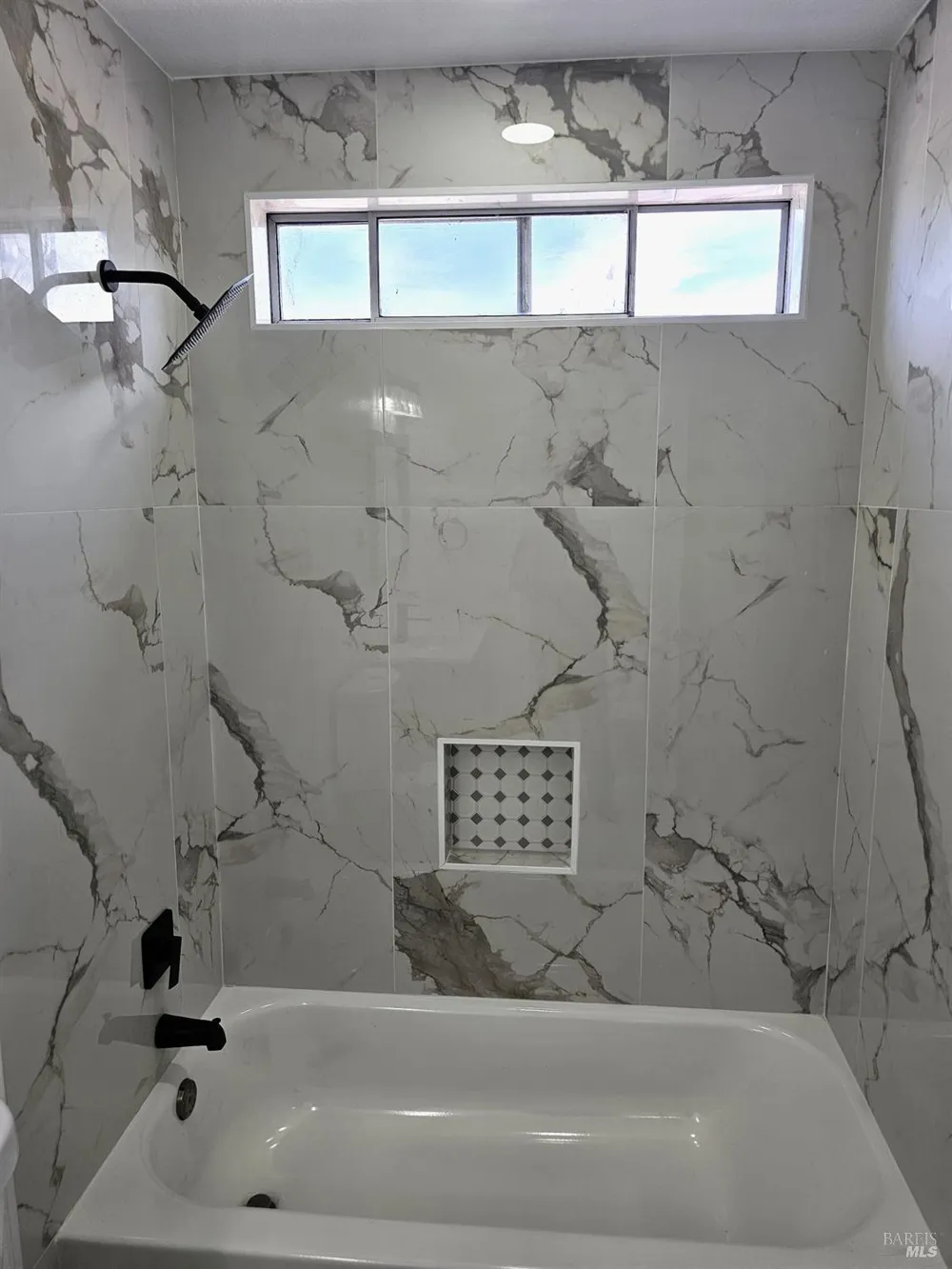 1001 Camellia Court Suisun City, CA 94585