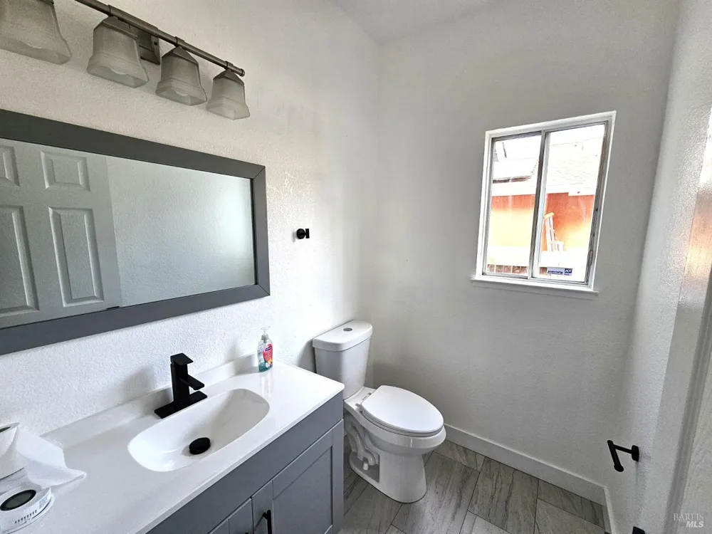 1001 Camellia Court Suisun City, CA 94585