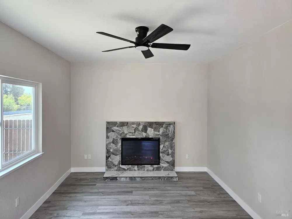 1001 Camellia Court Suisun City, CA 94585