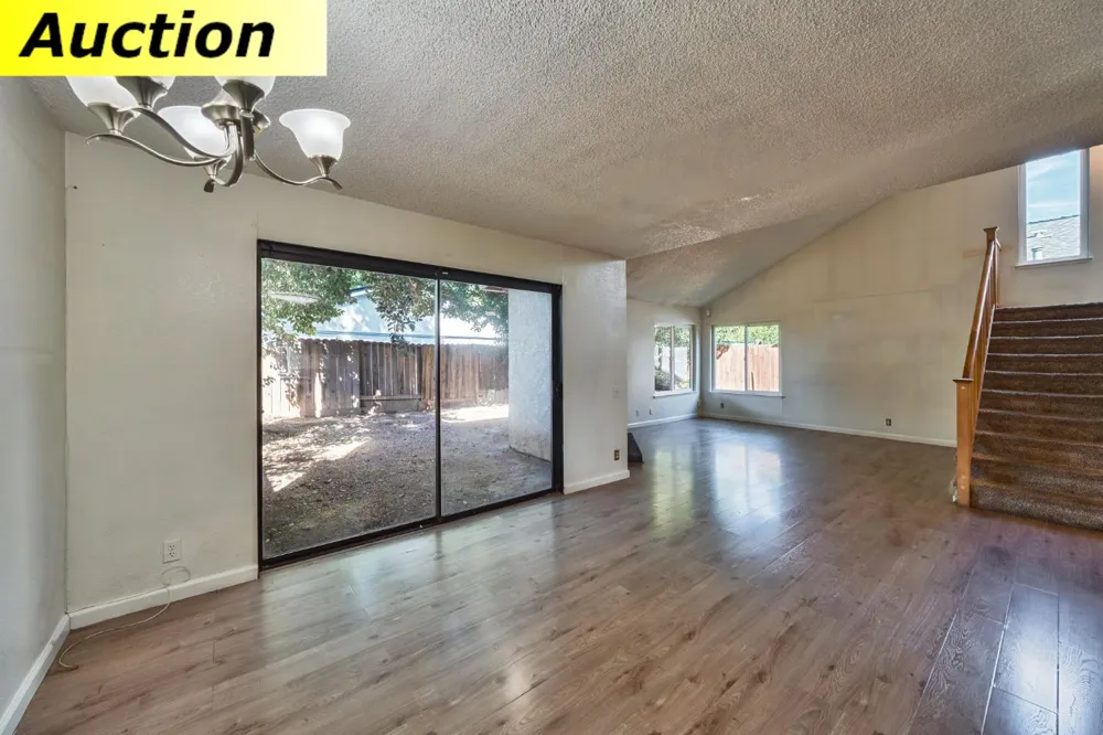 219 River Run Circle Sacramento, CA 95833