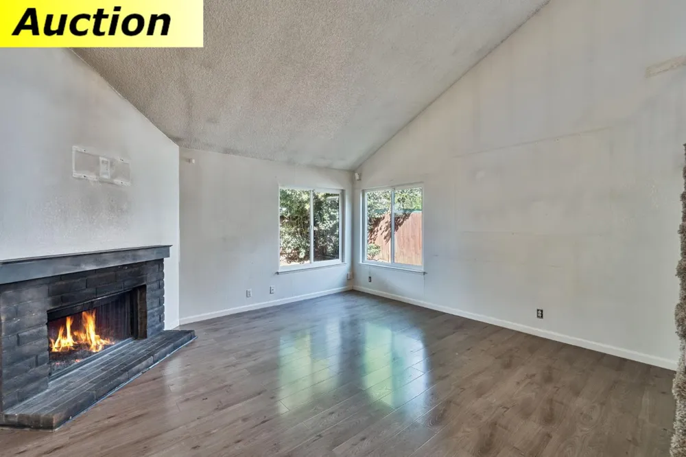 219 River Run Circle Sacramento, CA 95833