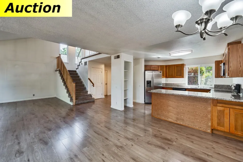 219 River Run Circle Sacramento, CA 95833