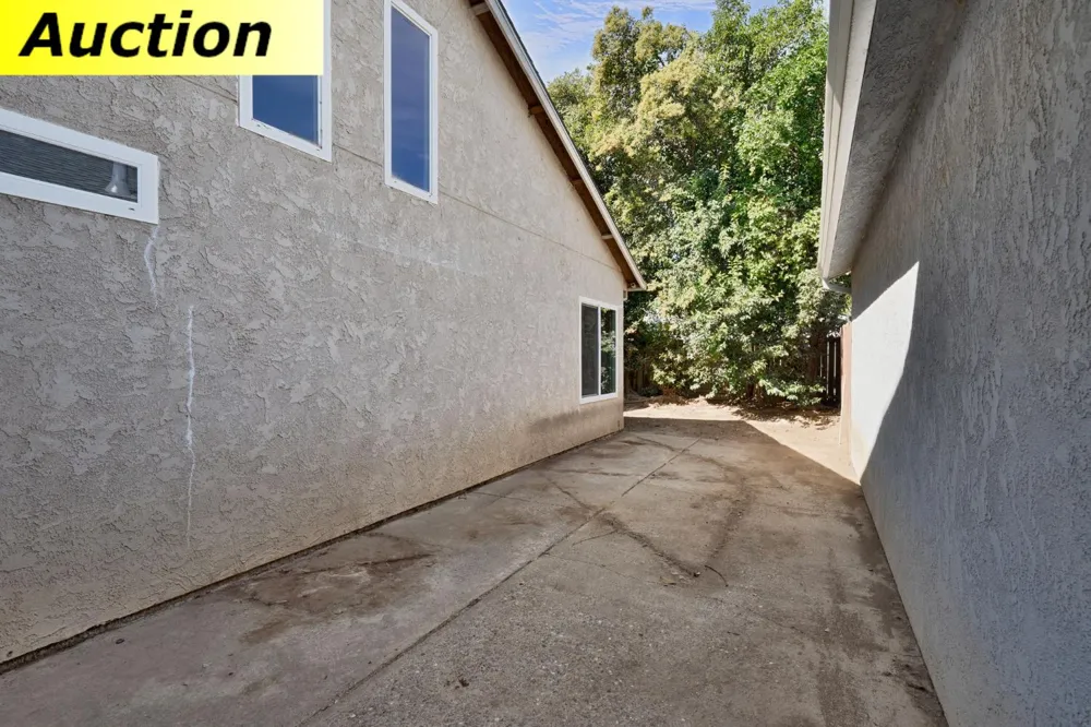 219 River Run Circle Sacramento, CA 95833