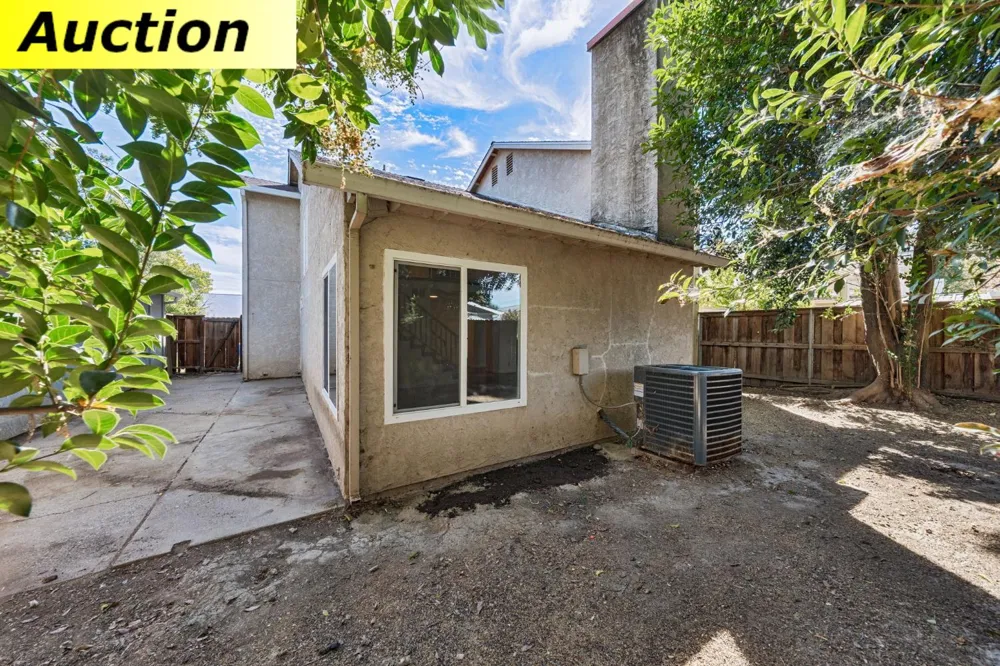 219 River Run Circle Sacramento, CA 95833