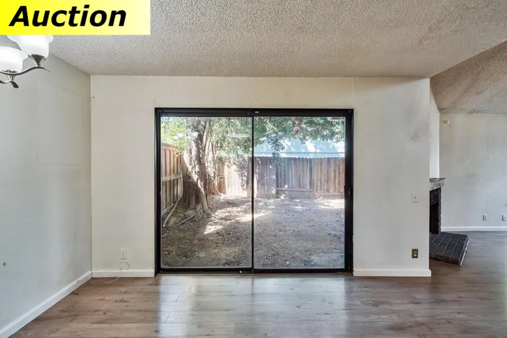 219 River Run Circle Sacramento, CA 95833
