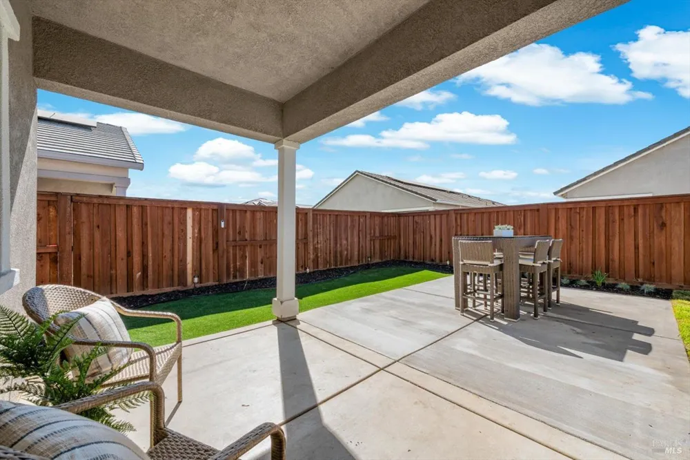 1745 Orchid Avenue Dixon, CA 95620
