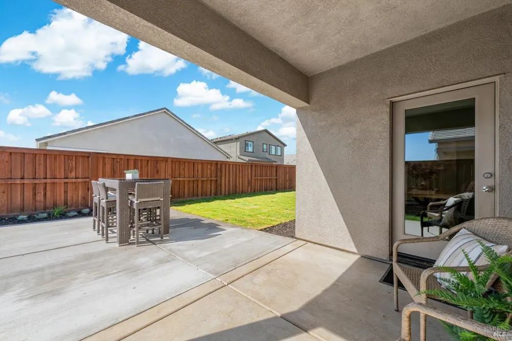 1745 Orchid Avenue Dixon, CA 95620