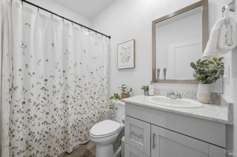 1745 Orchid Avenue Dixon, CA 95620