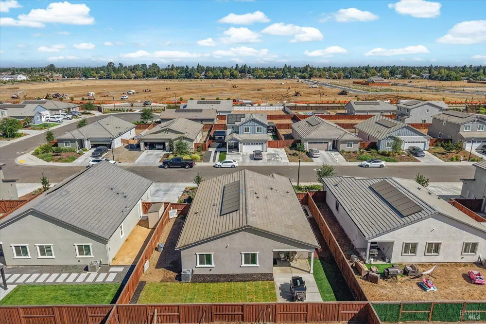 1745 Orchid Avenue Dixon, CA 95620