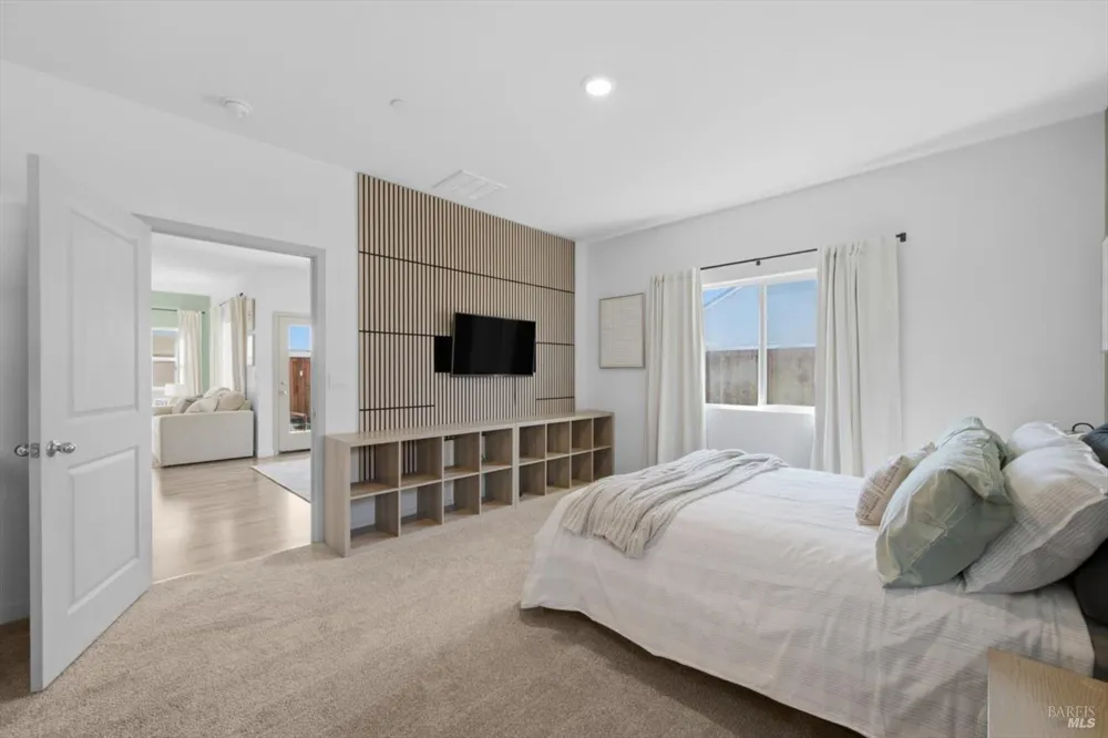 1745 Orchid Avenue Dixon, CA 95620