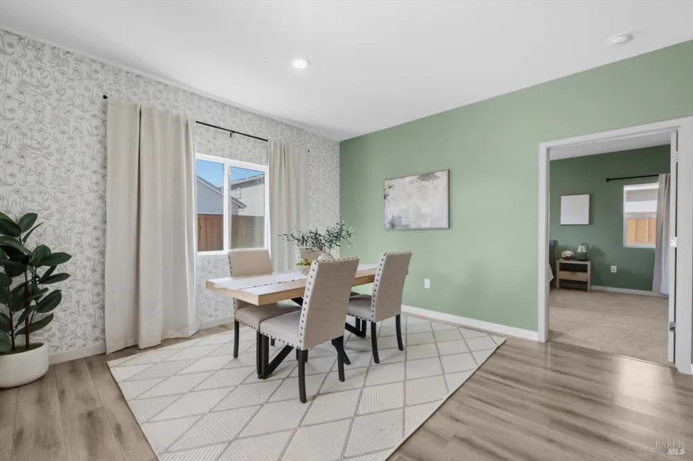 1745 Orchid Avenue Dixon, CA 95620