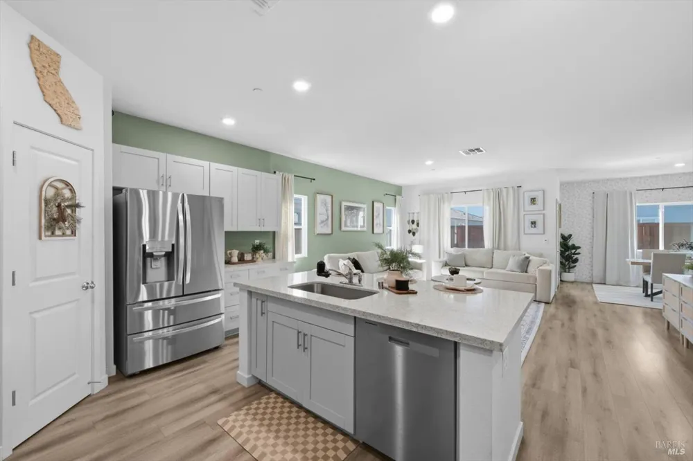 1745 Orchid Avenue Dixon, CA 95620