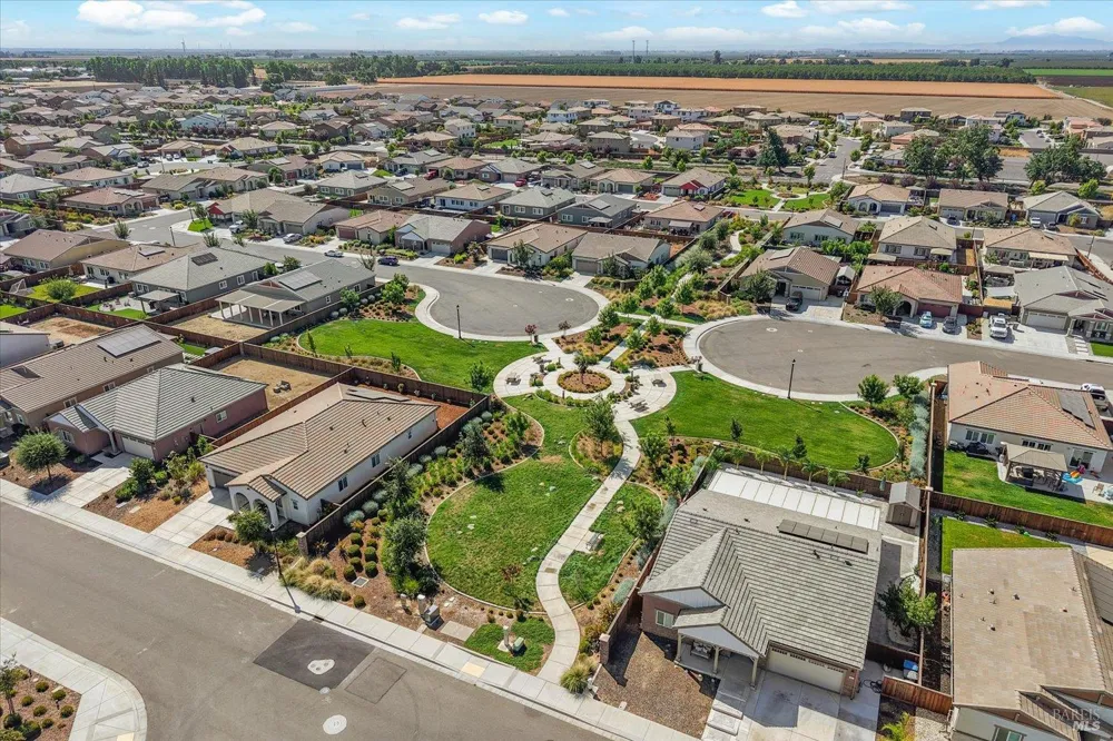 1745 Orchid Avenue Dixon, CA 95620