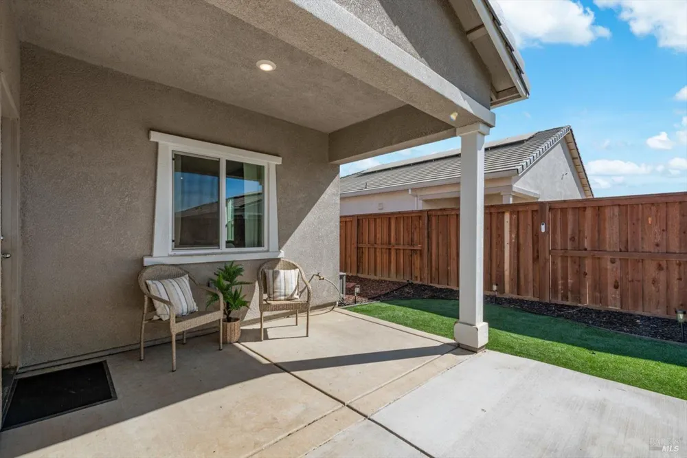 1745 Orchid Avenue Dixon, CA 95620