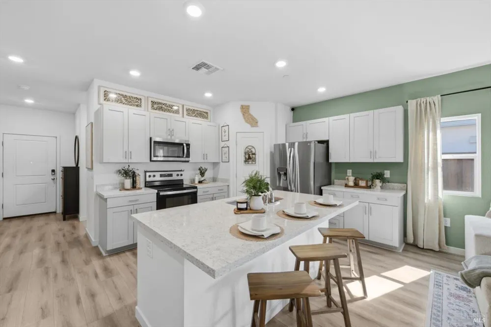 1745 Orchid Avenue Dixon, CA 95620