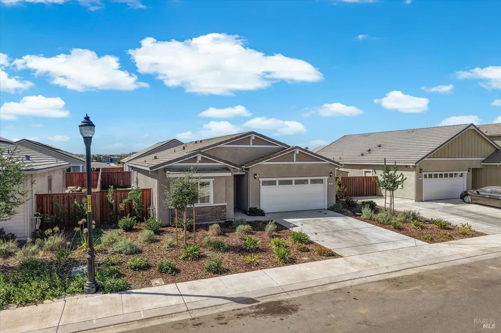 1745 Orchid Avenue Dixon, CA 95620