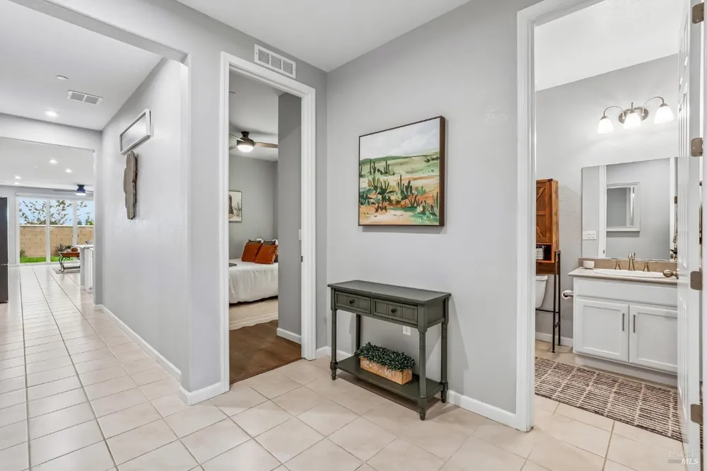 155 Arbor Grove Dixon, CA 95620