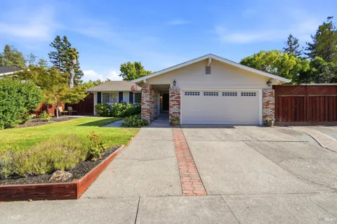 4236 Brookshire Circle