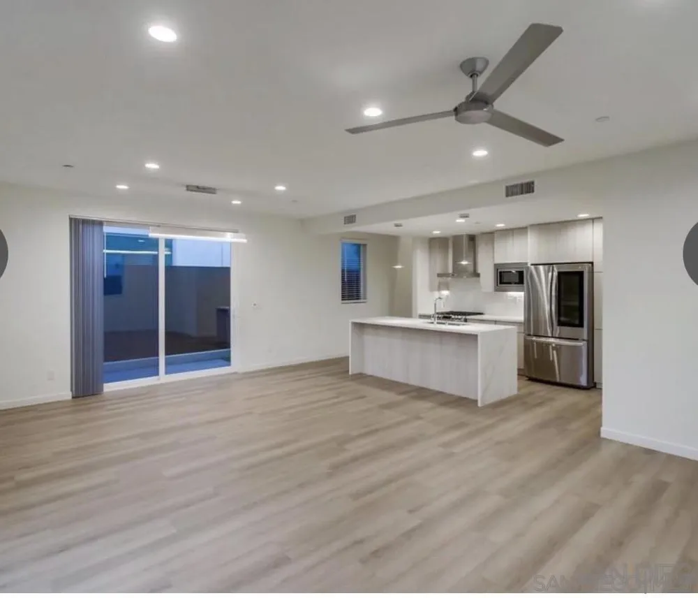 1166 HOLLY AVE #7 Imperial, CA 91932